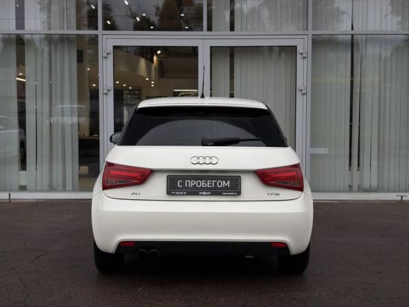 Audi A1 I (8X) с пробегом 2012 года, цена 749 000 рублей, 248877 км, хэтчбек, Автокод Объявления