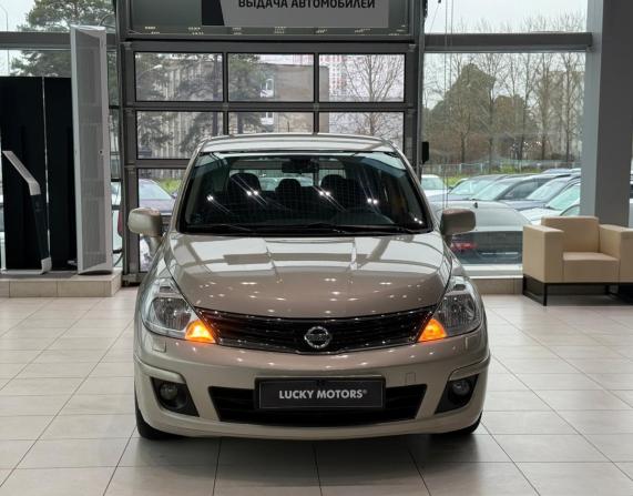 Nissan Tiida I Рестайлинг с пробегом 2010 года, цена 795 000 рублей, 132448 км, хэтчбек, Автокод Объявления