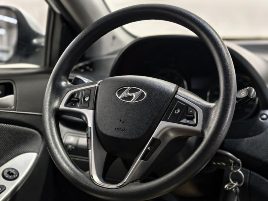 Hyundai Solaris I Курск  - изображение 10