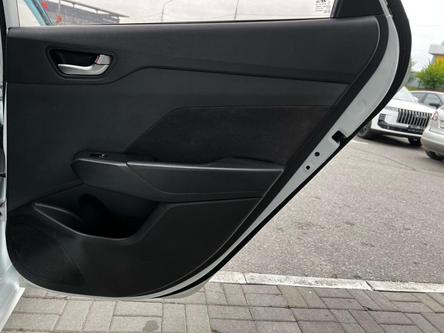Hyundai Solaris II Волгоград  - изображение 19