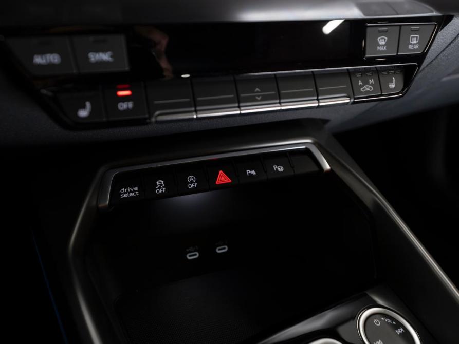 Audi A3 IV (8Y) Рестайлинг Москва  - изображение 19