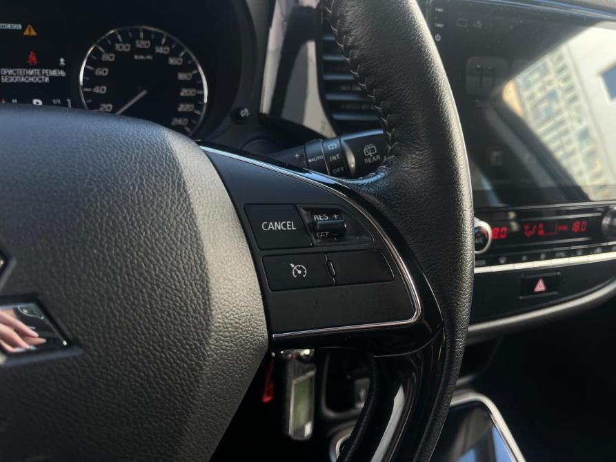 Mitsubishi Outlander III Рестайлинг 3 Санкт-Петербург  - изображение 13