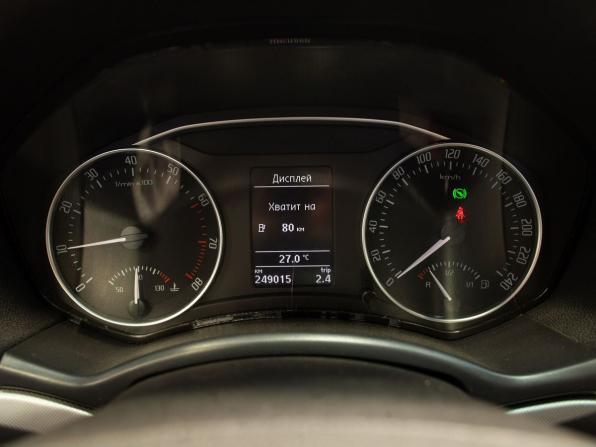 Skoda Octavia II (A5) Рестайлинг с пробегом 2011 года, цена 665 000 рублей, 249015 км, лифтбек, Автокод Объявления