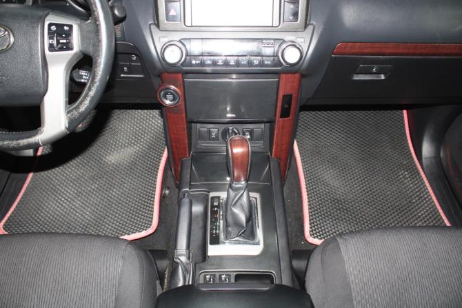 Toyota Land Cruiser Prado 150 Series Рестайлинг 1 с пробегом 2014 года, цена 3 300 000 рублей, 150151 км, внедорожник, Автокод Объявления