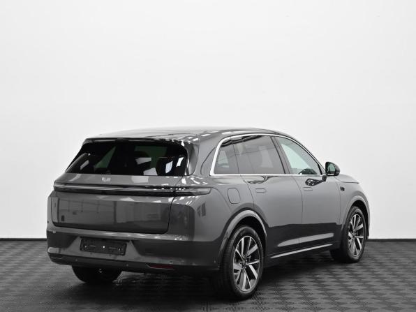 Li Auto (Lixiang) L7 I с пробегом 2023 года, цена 5 049 000 рублей, 37000 км, внедорожник, Автокод Объявления