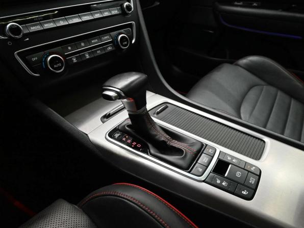Kia Optima IV Рестайлинг с пробегом 2018 года, цена 2 080 000 рублей, 129215 км, седан, Автокод Объявления