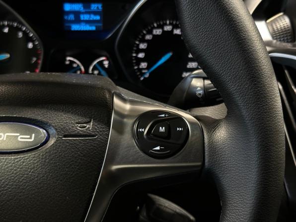 Ford Focus III с пробегом 2012 года, цена 690 000 рублей, 205160 км, седан, Автокод Объявления