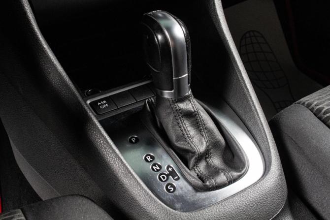 Volkswagen Golf VI с пробегом 2010 года, цена 749 000 рублей, 162000 км, хэтчбек, Автокод Объявления