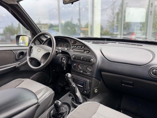 Chevrolet Niva I Рестайлинг с пробегом 2012 года, цена 400 000 рублей, 113000 км, внедорожник, Автокод Объявления