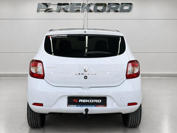 Renault Sandero II Рестайлинг с пробегом 2018 года, цена 779 000 рублей, 101873 км, хэтчбек, Автокод Объявления