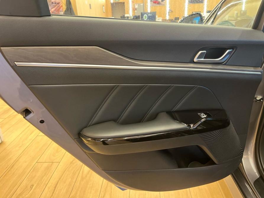Kia K5 III Санкт-Петербург  - изображение 19