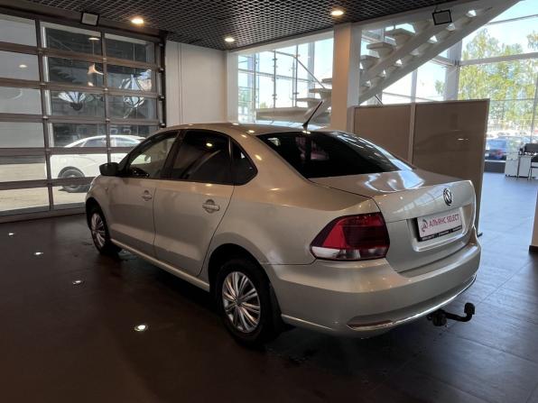 Volkswagen Polo V с пробегом 2015 года, цена 535 000 рублей, 251881 км, седан, Автокод Объявления