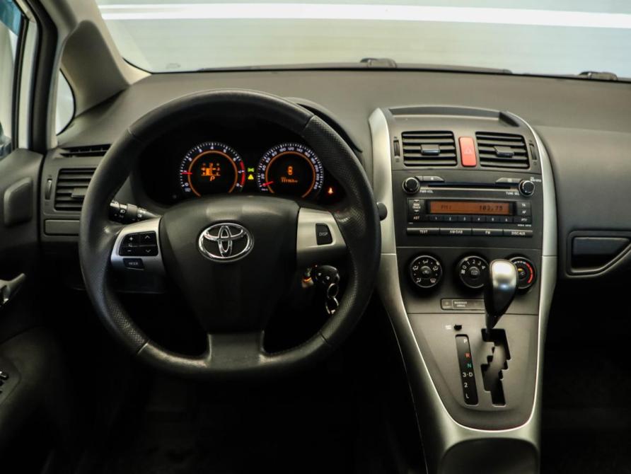 Toyota Auris I Рестайлинг Москва  - изображение 6
