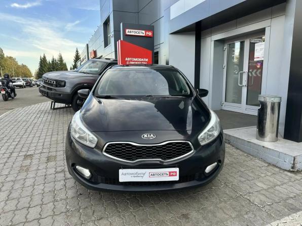 Kia Ceed II с пробегом 2013 года, цена 907 200 рублей, 260000 км, хэтчбек, Автокод Объявления