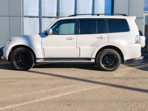 Mitsubishi Pajero IV Рестайлинг 1 с пробегом 2013 года, цена 2 050 000 рублей, 172328 км, внедорожник, Автокод Объявления