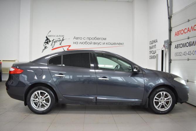 Renault Fluence I с пробегом 2012 года, цена 579 000 рублей, 211000 км, седан, Автокод Объявления
