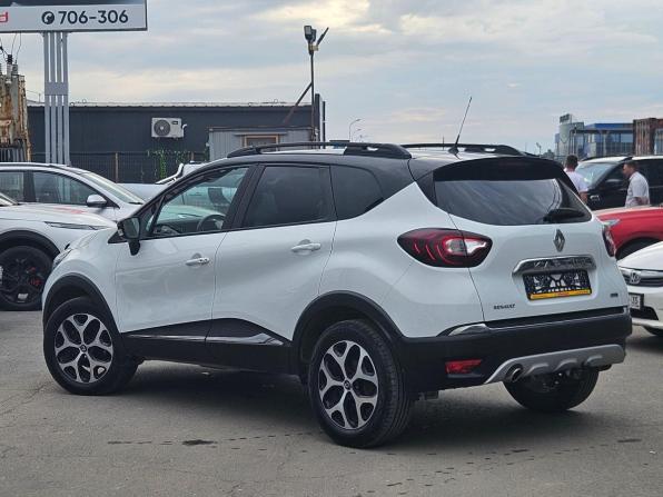 Renault Kaptur I с пробегом 2017 года, цена 1 499 000 рублей, 107980 км, внедорожник, Автокод Объявления