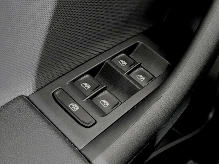 Volkswagen Polo VI Москва  - изображение 10