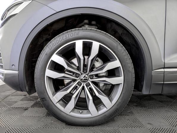 Volkswagen Touareg III с пробегом 2021 года, цена 6 190 000 рублей, 122191 км, внедорожник, Автокод Объявления