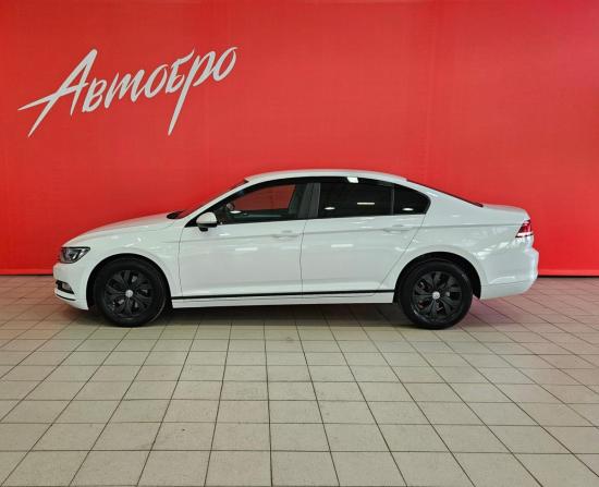 Volkswagen Passat B8 с пробегом 2016 года, цена 1 520 000 рублей, 180000 км, седан, Автокод Объявления