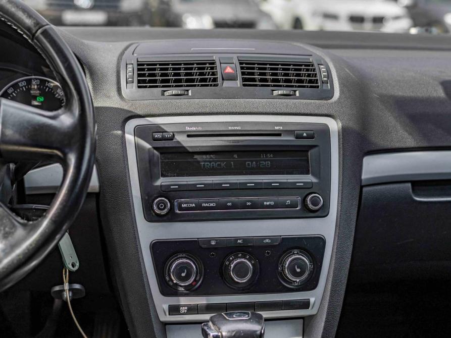 Skoda Octavia II (A5) Рестайлинг Санкт-Петербург  - изображение 7