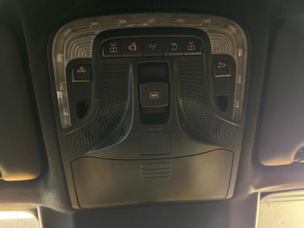Mercedes-Benz V-Класс II (W639) с пробегом 2019 года, цена 4 899 000 рублей, 185000 км, минивэн, Автокод Объявления