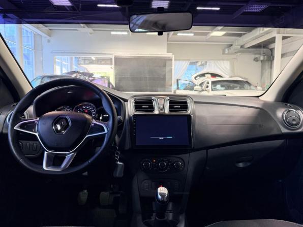 Renault Sandero II Рестайлинг с пробегом 2021 года, цена 999 000 рублей, 40595 км, хэтчбек, Автокод Объявления