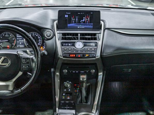 Lexus NX I Рестайлинг с пробегом 2018 года, цена 3 099 700 рублей, 96258 км, внедорожник, Автокод Объявления