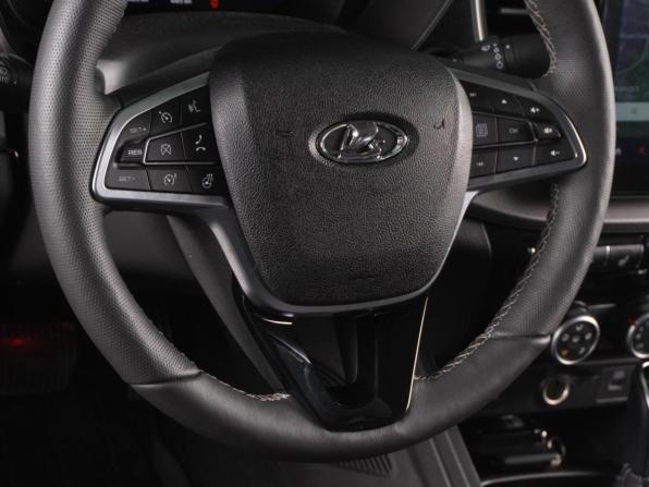 Lada (ВАЗ) Vesta I Рестайлинг (NG) с пробегом 2025 года, цена 1 579 000 рублей, 15356 км, седан, Автокод Объявления