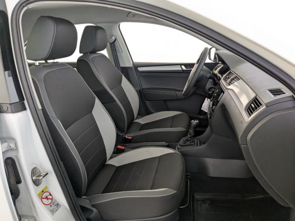 Skoda Rapid I Рестайлинг с пробегом 2019 года, цена 1 445 000 рублей, 50978 км, лифтбек, Автокод Объявления