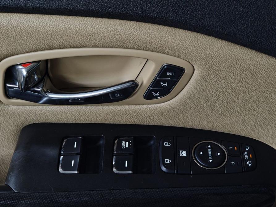 Kia Carnival III Москва  - изображение 20