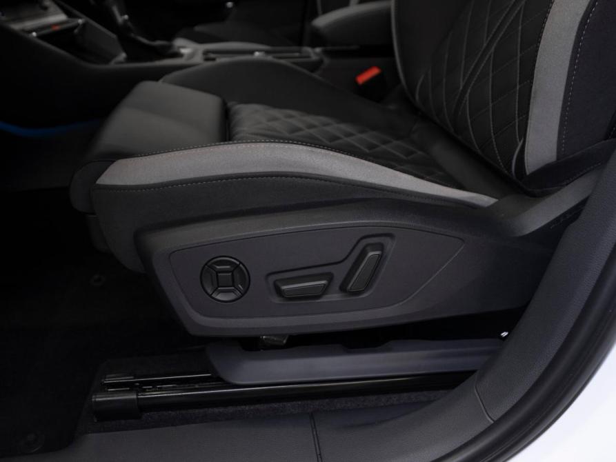 Audi Q3 II (F3) Москва  - изображение 21