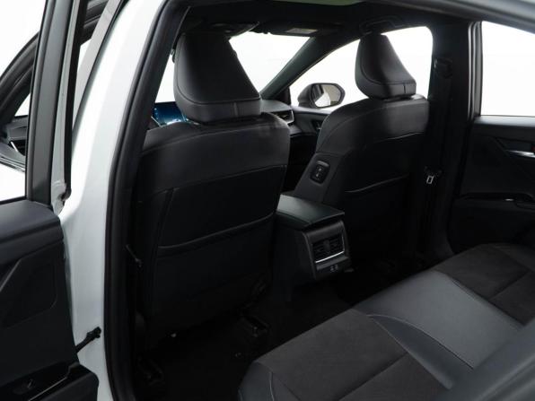 Toyota Camry IX (XV80) China Market с пробегом 2024 года, цена 3 613 999 рублей, 15555 км, седан, Автокод Объявления