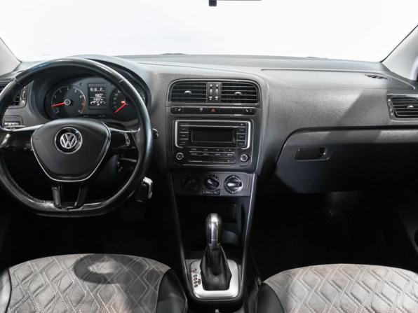 Volkswagen Polo V Рестайлинг с пробегом 2016 года, цена 1 135 000 рублей, 153337 км, седан, Автокод Объявления