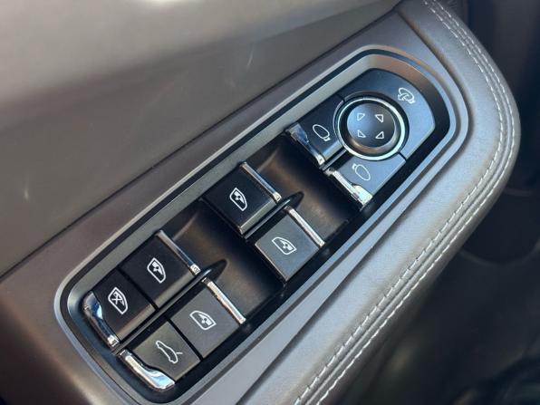 Porsche Macan I с пробегом 2014 года, цена 2 680 000 рублей, 150340 км, внедорожник, Автокод Объявления