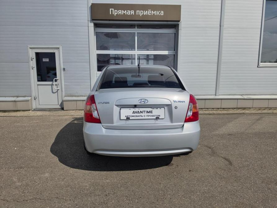 Hyundai Verna II Москва  - изображение 7