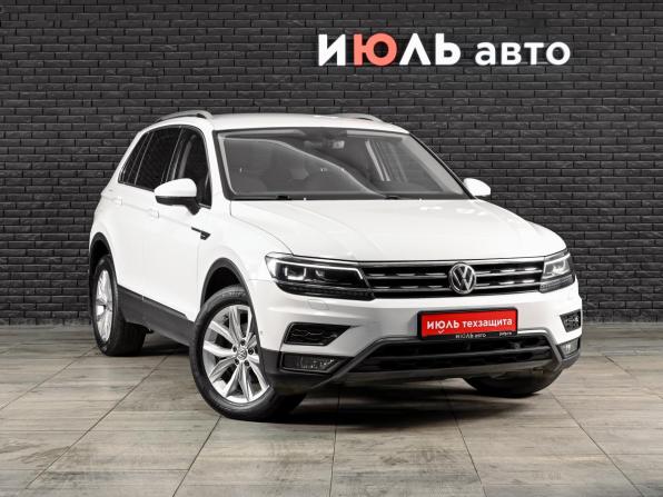Volkswagen Tiguan II с пробегом 2018 года, цена 3 090 000 рублей, 89364 км, внедорожник, Автокод Объявления