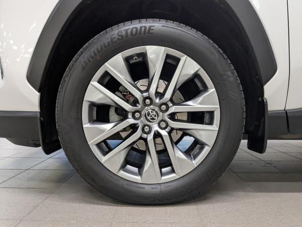 Toyota RAV4 V (XA50) с пробегом 2022 года, цена 3 890 000 рублей, 39291 км, внедорожник, Автокод Объявления