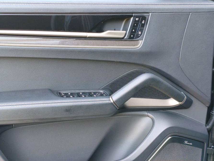 Porsche Cayenne III Рестайлинг Санкт-Петербург  - изображение 18
