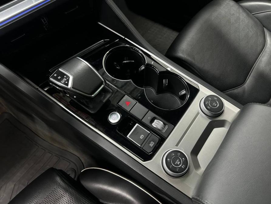 Volkswagen Touareg III Красноярск  - изображение 17