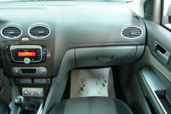 Ford Focus II Рестайлинг с пробегом 2008 года, цена 559 000 рублей, 219000 км, седан, Автокод Объявления
