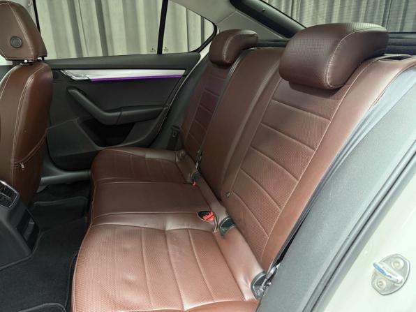 Skoda Octavia III (A7) с пробегом 2015 года, цена 1 399 000 рублей, 223000 км, лифтбек, Автокод Объявления