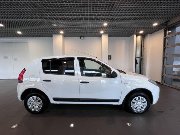 Renault Sandero I с пробегом 2013 года, цена 470 000 рублей, 236812 км, хэтчбек, Автокод Объявления