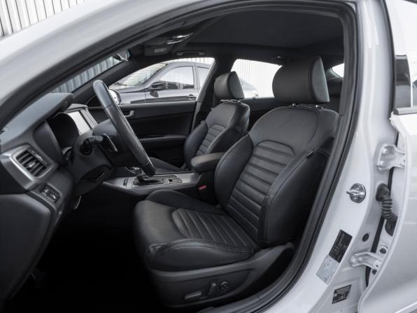 Kia Optima IV с пробегом 2018 года, цена 2 495 000 рублей, 68031 км, седан, Автокод Объявления