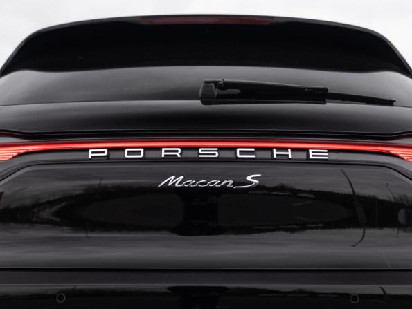 Porsche Macan I Рестайлинг 2 с пробегом 2021 года, цена 8 811 000 рублей, 22070 км, внедорожник, Автокод Объявления
