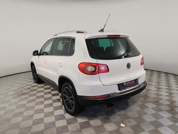 Volkswagen Tiguan I с пробегом 2011 года, цена 1 075 000 рублей, 224501 км, внедорожник, Автокод Объявления