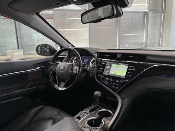 Toyota Camry VIII (XV70) с пробегом 2018 года, цена 2 735 000 рублей, 98383 км, седан, Автокод Объявления