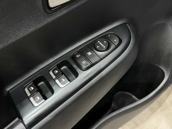 Kia Rio IV Рестайлинг с пробегом 2020 года, цена 1 439 000 рублей, 132888 км, седан, Автокод Объявления