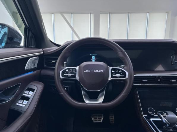 JETOUR X90+ с пробегом 2023 года, цена 2 450 000 рублей, 46091 км, внедорожник, Автокод Объявления