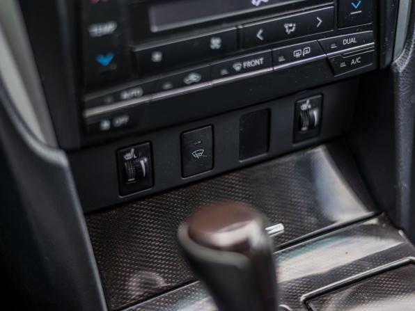 Toyota Camry VII (XV50) Рестайлинг с пробегом 2015 года, цена 1 699 000 рублей, 229449 км, седан, Автокод Объявления